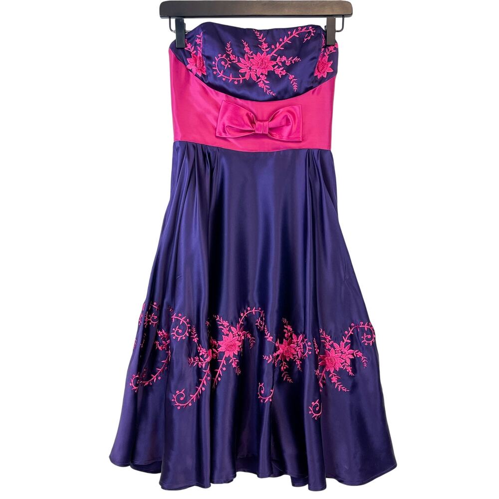 Betsey Johnson Evening Size 2 Y2K Strapless Silk Mini Fit & Flare Dress Purple
